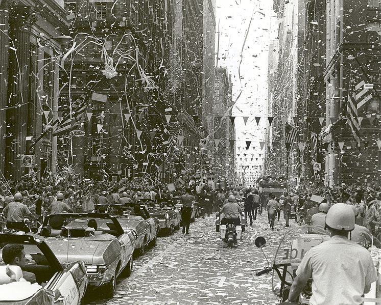 746px-Chicago_Welcomes_the_Apollo_11_Astronauts_-_GPN-2002-000035