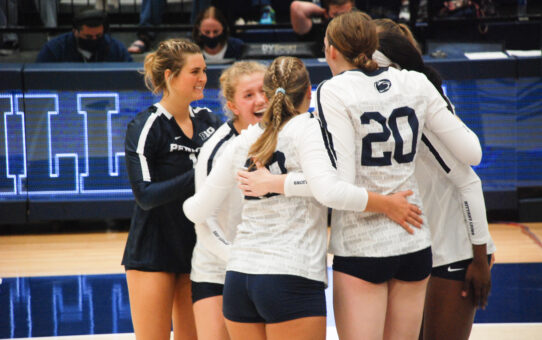 Holland Dominant In Penn State Volleyball's Sweep Of Robert Morris