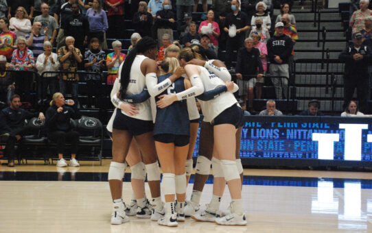 Penn State Volleyball Swept By Wisconsin