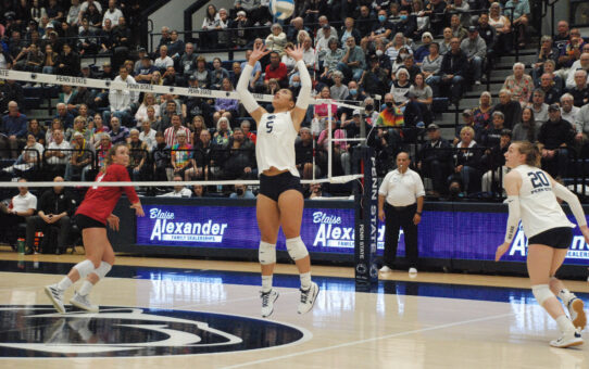 Leisa Elisaia Claims Second Big Ten Setter Of The Week Honors