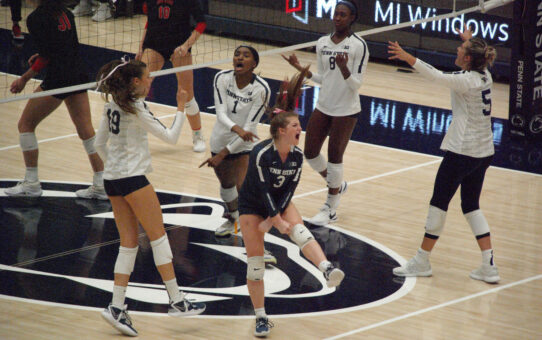 Podraza, Grimes Spectacular In Penn State Volleyball's 3-2 Win Over Ohio State