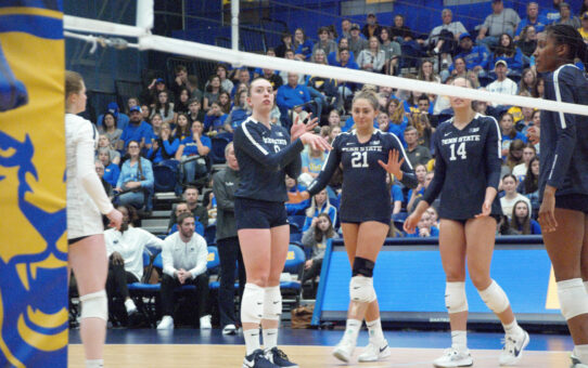 Penn State Volleyball Aims To Split Series With Pitt