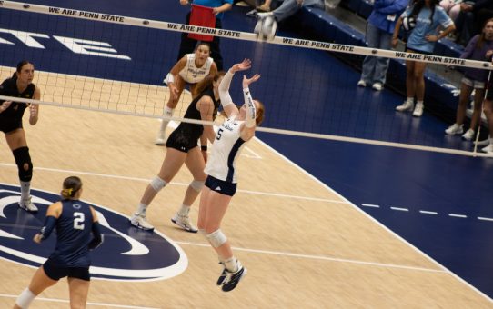 Penn State takes a sweep over the Northwestern Wildcats (25-18, 25-17, 25-19)